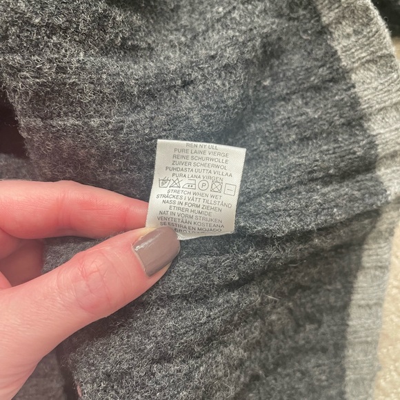 Vintage Wool Sweater Size L - Picture 3 of 4